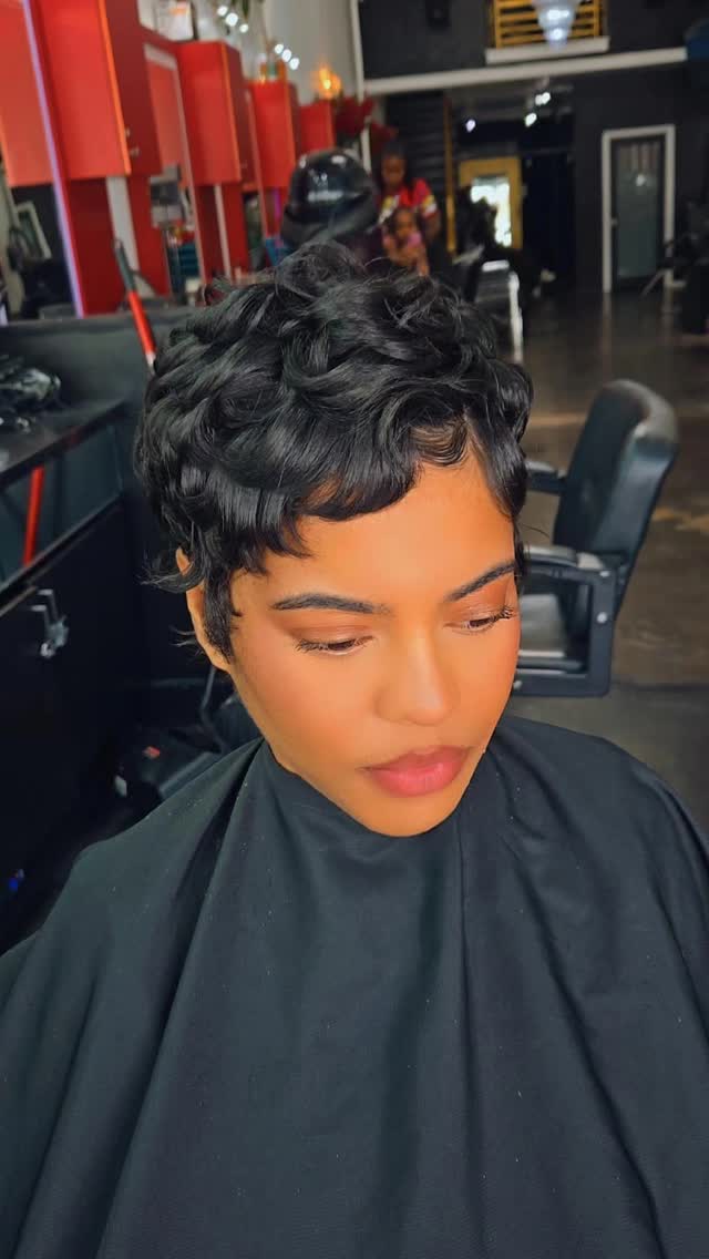 Short natural style